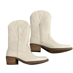 Steve Madden Hayward Cowgirl Western Off White Boots Leather Upper Size 11